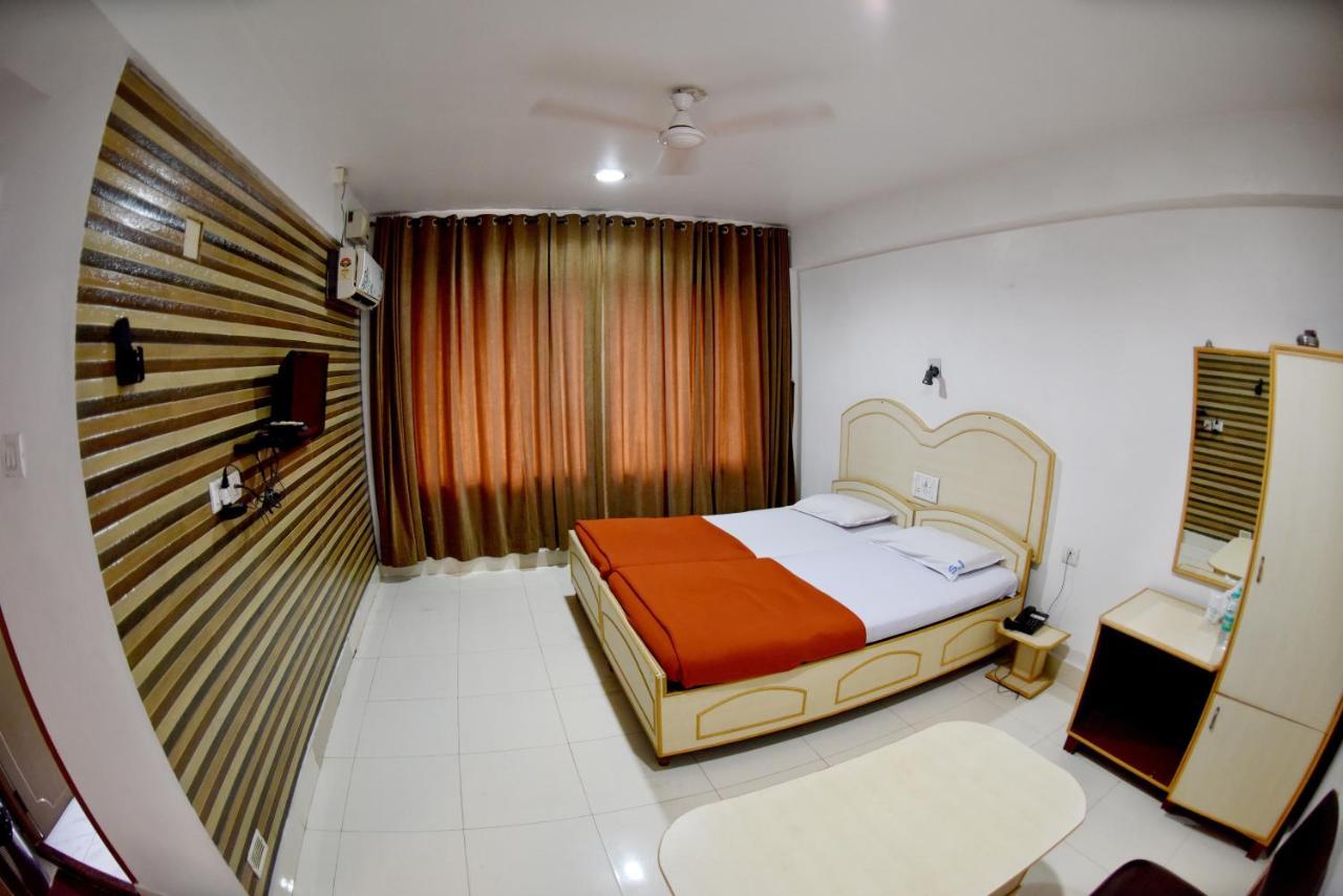 Hotel Sharada International Udupi Εξωτερικό φωτογραφία