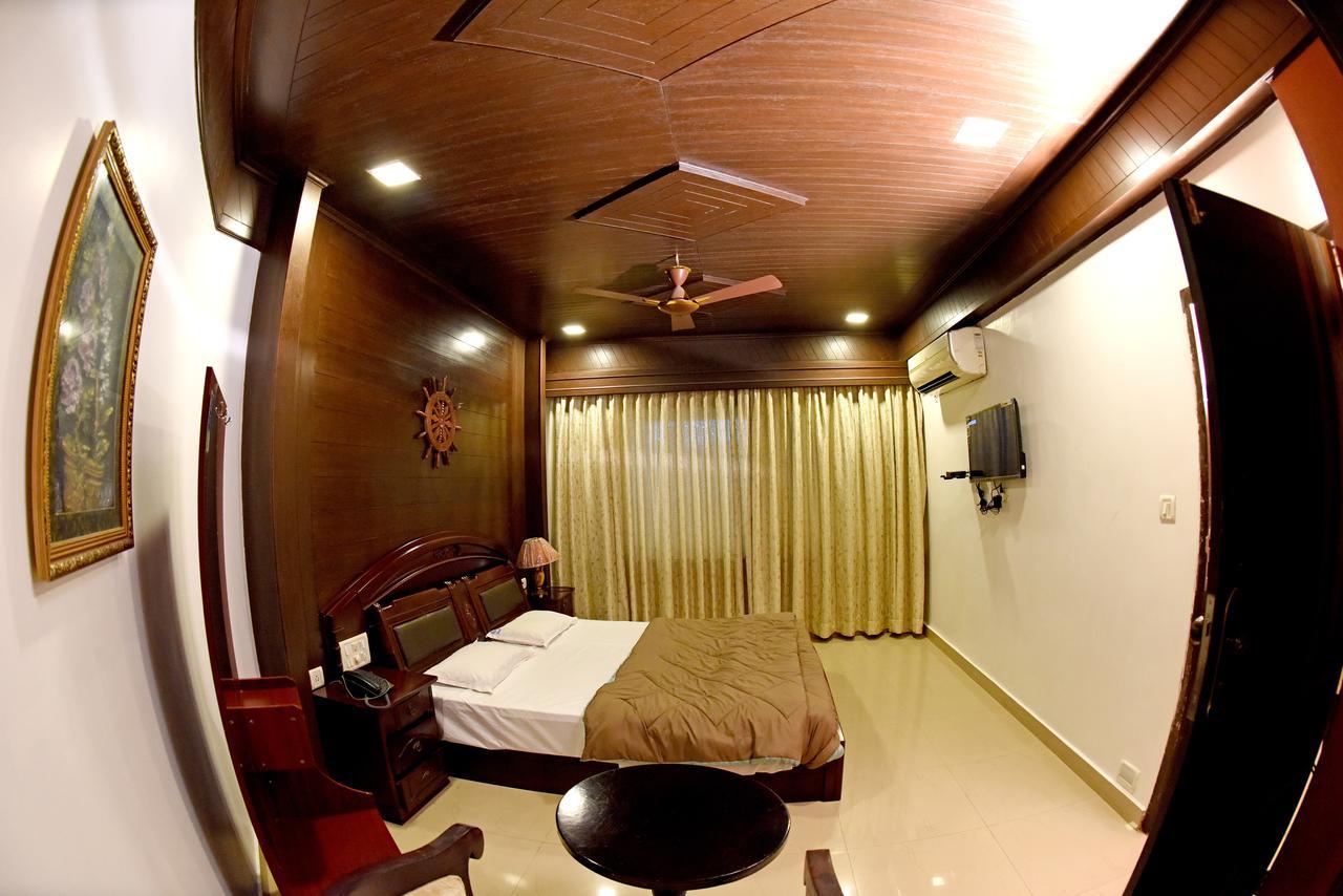 Hotel Sharada International Udupi Εξωτερικό φωτογραφία