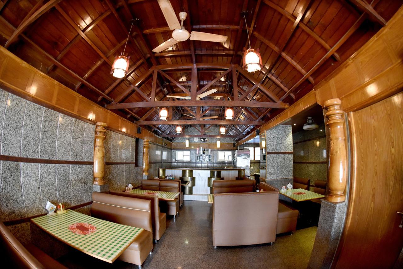 Hotel Sharada International Udupi Εξωτερικό φωτογραφία
